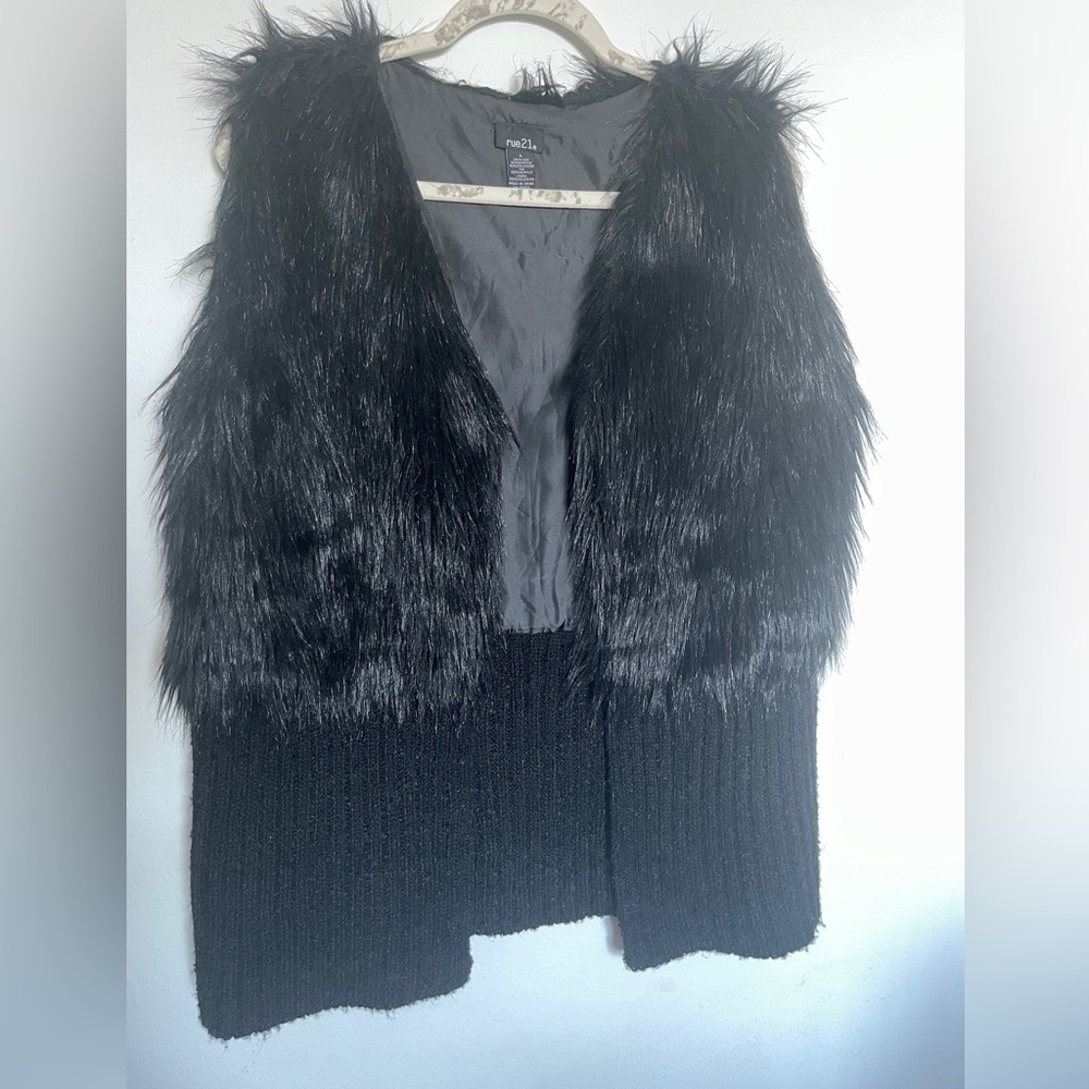 Rue21 Black Faux Fur Vest
